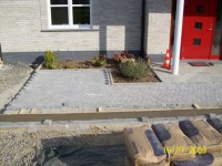 /album/photos-work-in-progress1/cobblestones-outside-7-jpg1/